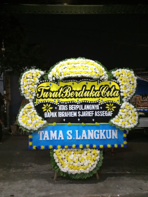 Papan Bunga Duka di Nassau